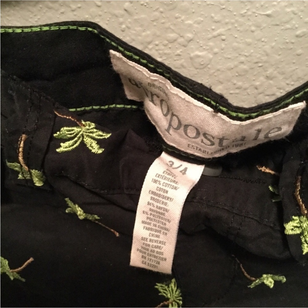Aeropostale palm tree theme short shorts Woman’s size 3/4 black green tan - Picture 9 of 11